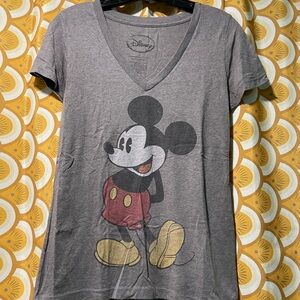 Disney Mickey Mouse t-Shirt V-Neck shirt